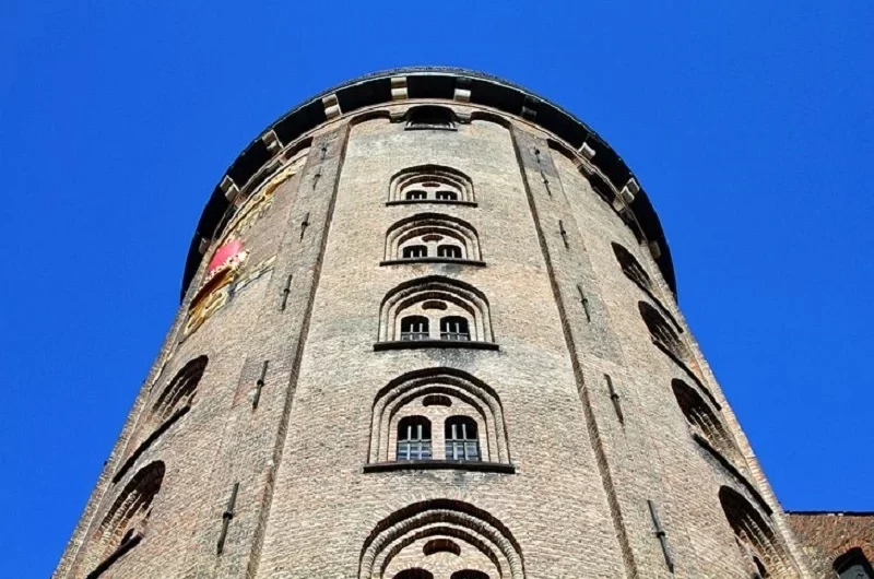 The-Round-Tower-Rundet_E2_80_A0rn